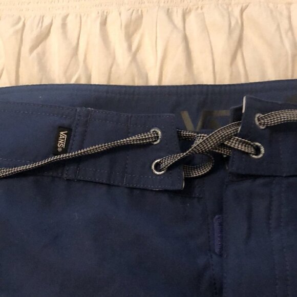 Vans Classic Solid Blue Board Shorts Size 38 - Picture 3 of 10